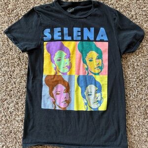 SELENA TEE